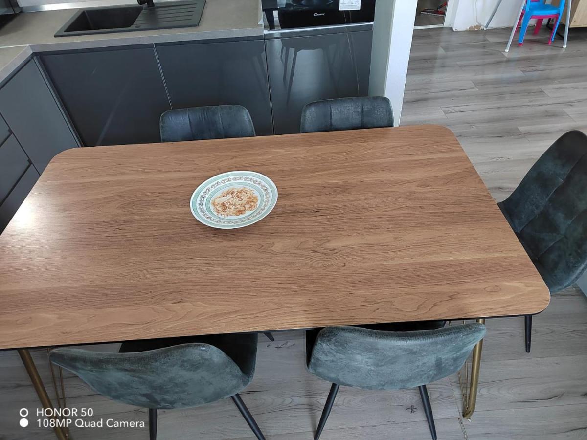 דוגי ראט Angella Apartment מראה חיצוני תמונה