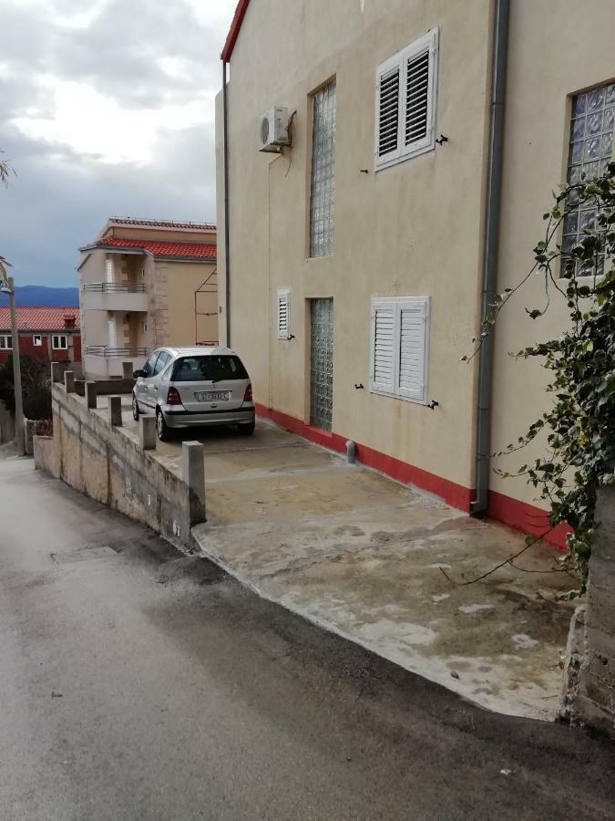 דוגי ראט Angella Apartment מראה חיצוני תמונה